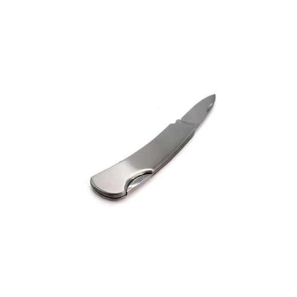 Navaja en acero inox con bloqueo de seguridad y presentada en caja individual.