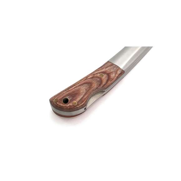 Navaja con hoja en acero inox y empuñadura en combinación de madera natural con acero inox. Con bloqueo de seguridad, troquelado en mango y presentada en caja individual.