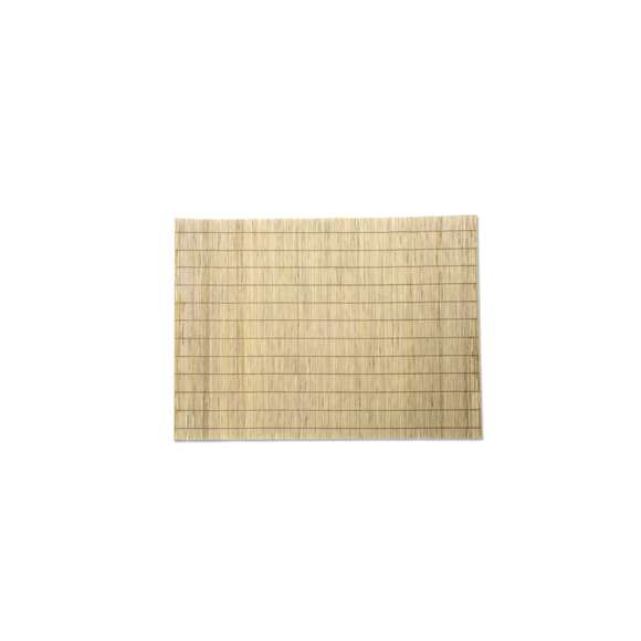 Salvamantel plegable de diseño rectangular en madera de bambú de variados colores. Con refuerzos en resistente hilo.