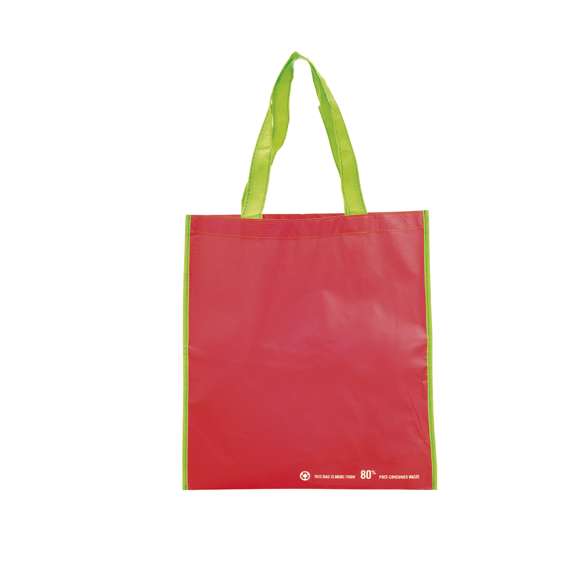 Bolsa en resistente material PET reciclado en variada gama de vivos colores brillantes. Con asas largas de 60cm en verde y reforzadas en nylon. Fuelle en verde reforzado con ribetes. De acabado cosido y resistencia hasta 12kg de peso.