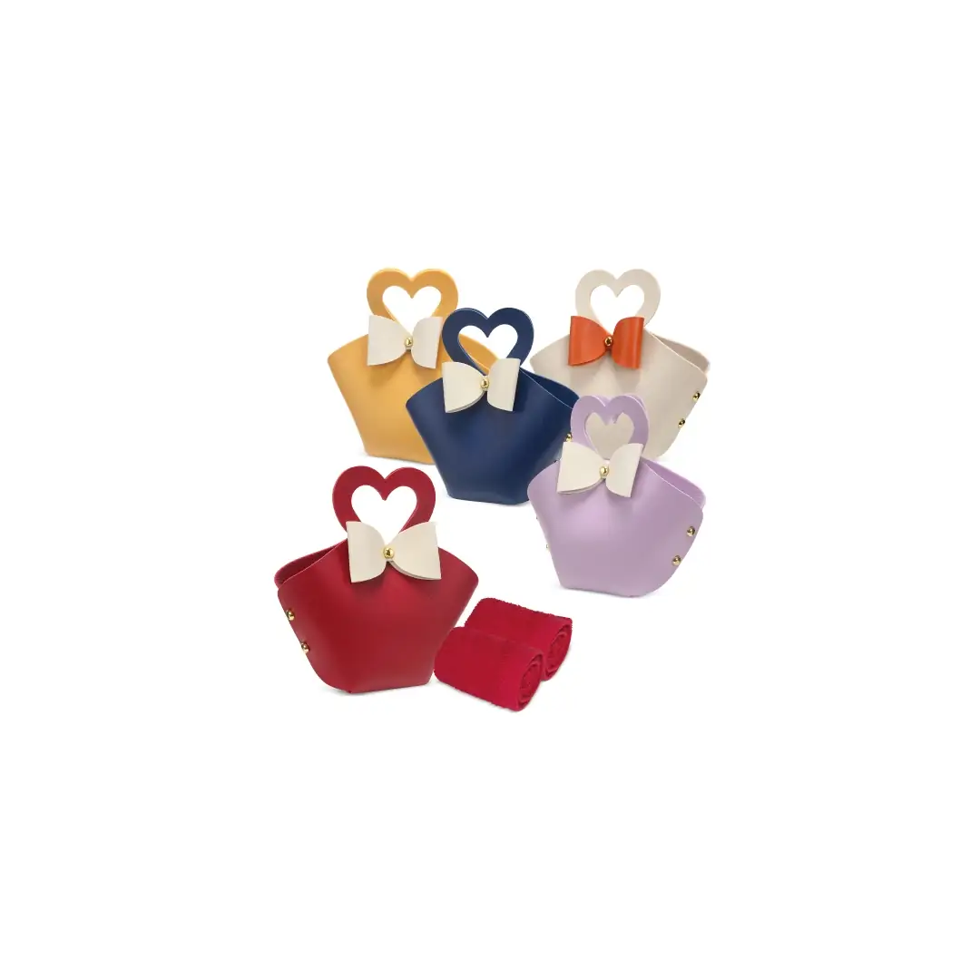 Producto personalizable Set 5 Bolsitos Con Toalla "Coquette"