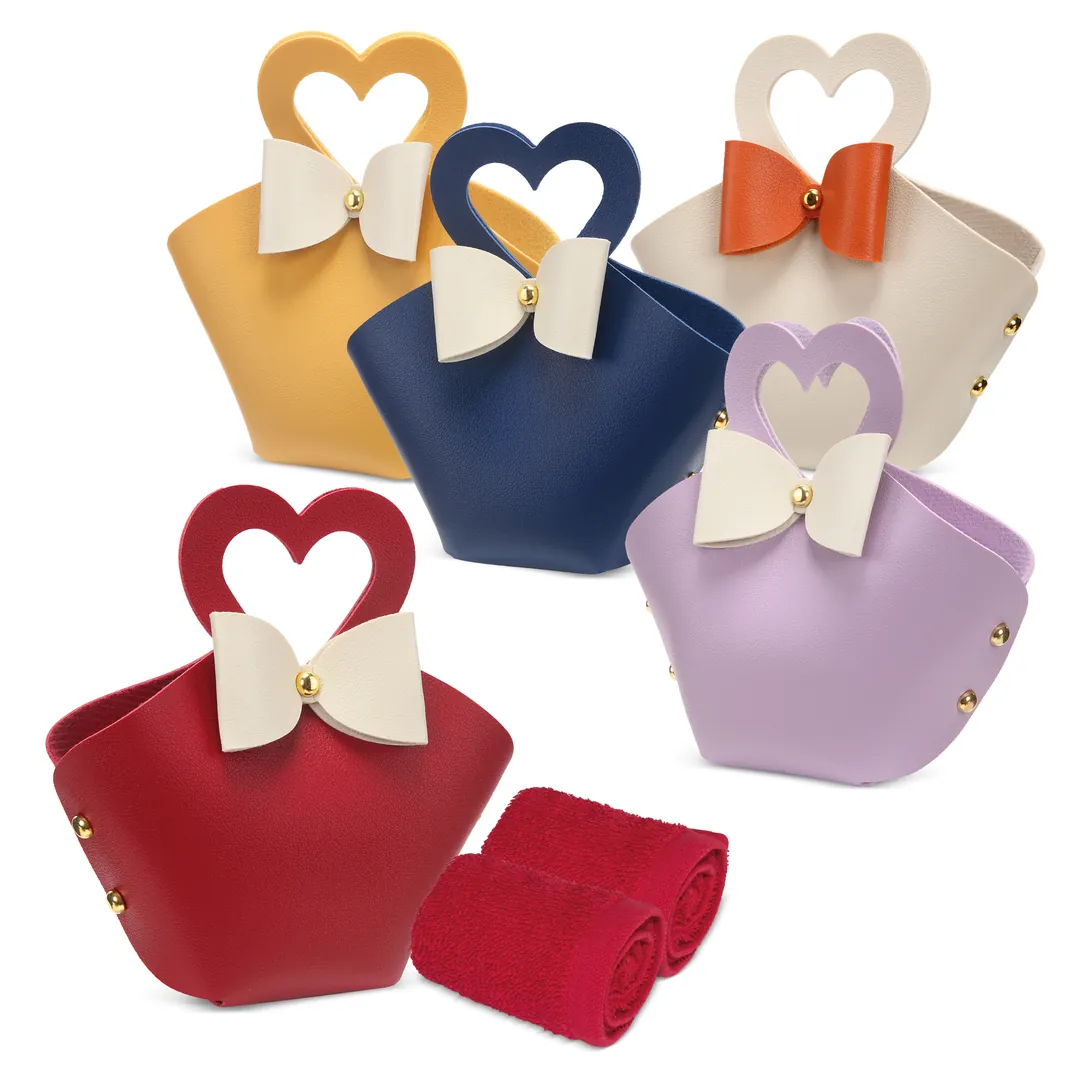 Producto personalizable Set 5 Bolsitos Con Toalla Coquette